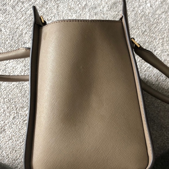 Michael Kors purse - Picture 6 of 6